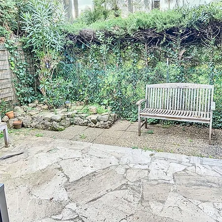 Appartement A 2 Pas Des Plages Piscine 183l Stenj