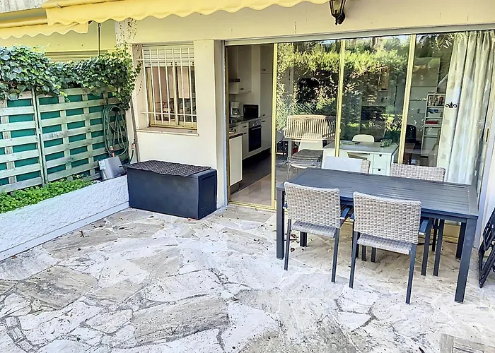 Apartment A 2 Pas Des Plages Piscine 183l Stenj